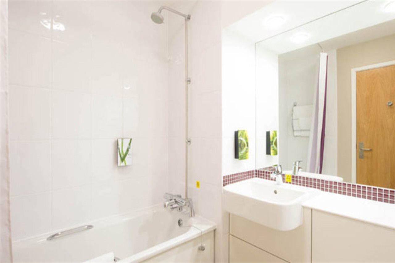 Premier Inn Cambridge Girton  Esterno foto