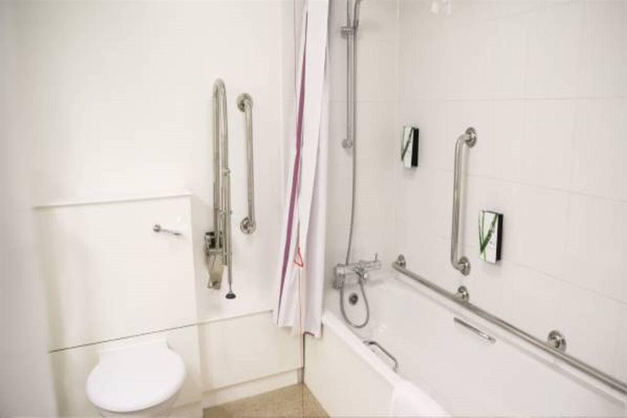 Premier Inn Cambridge Girton  Esterno foto
