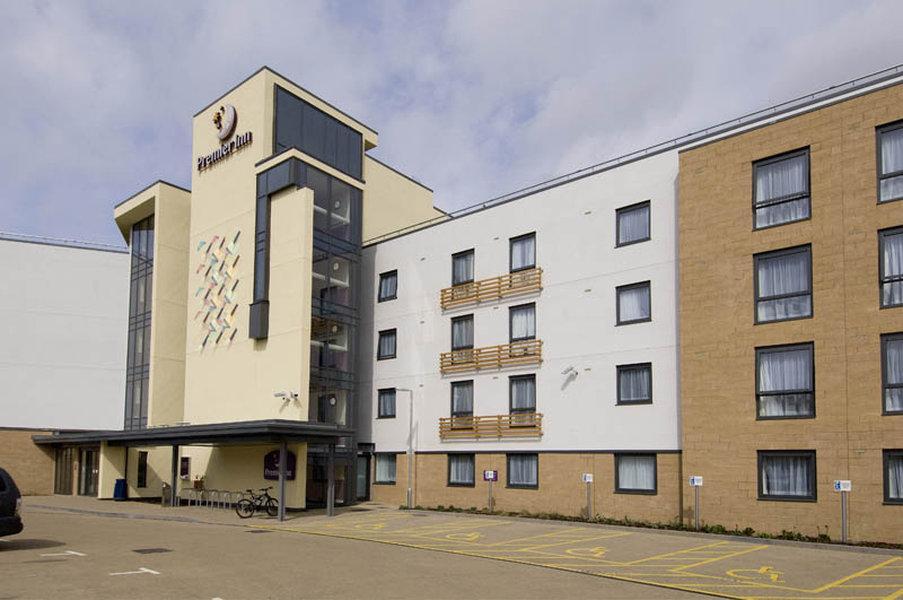 Premier Inn Cambridge Girton  Esterno foto