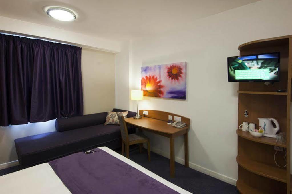 Premier Inn Cambridge Girton  Esterno foto
