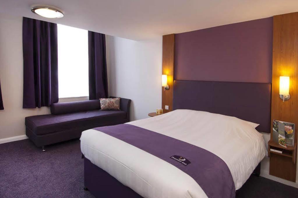 Premier Inn Cambridge Girton  Esterno foto