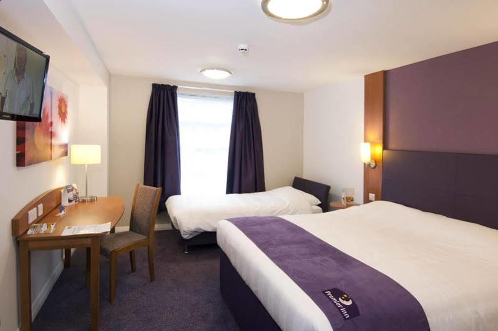 Premier Inn Cambridge Girton  Esterno foto